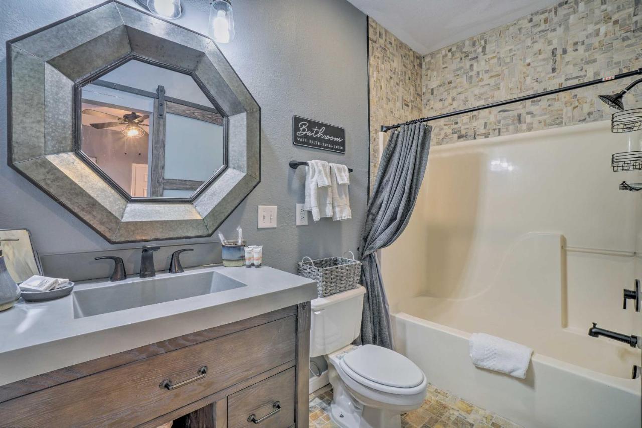 Branson Resort-Style Retreat 4 Mi To Strip エクステリア 写真